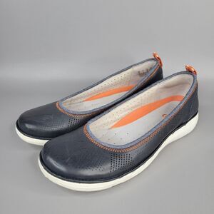 Clarks Women's Un Elita Flats Perforated Closed Toe Slip On Leather Black Size 6